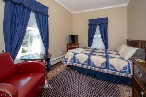 27 Edison Avenue Ogdensburg NJ 07439