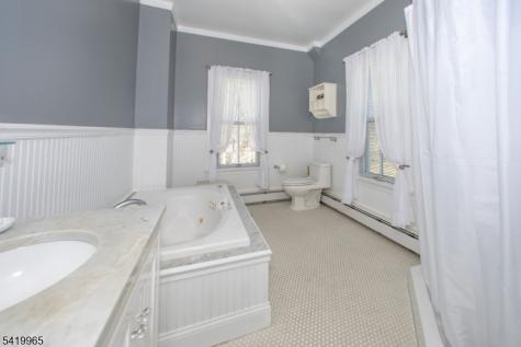 27 Edison Avenue Ogdensburg NJ 07439