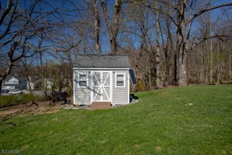 27 Edison Avenue Ogdensburg NJ 07439