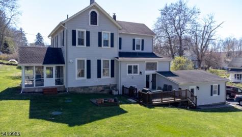 27 Edison Avenue Ogdensburg NJ 07439