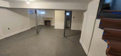 72 Elliot Place East Orange NJ 07018