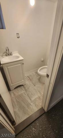 72 Elliot Place East Orange NJ 07018