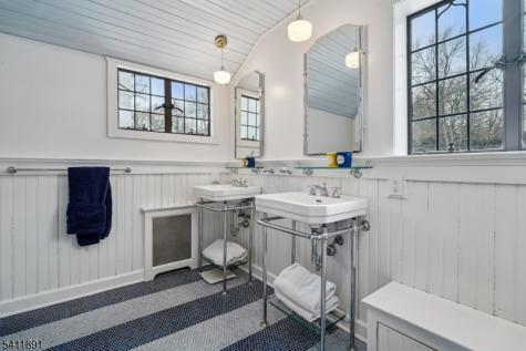 20 Barnsdale Road Millburn NJ 07078