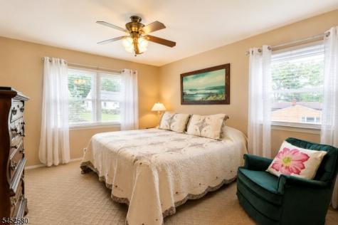 275 Saint Cloud Avenue West Orange NJ 07052
