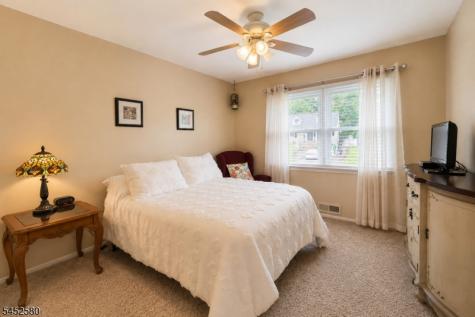 275 Saint Cloud Avenue West Orange NJ 07052