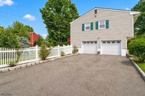 275 Saint Cloud Avenue West Orange NJ 07052
