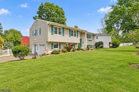 275 Saint Cloud Avenue West Orange NJ 07052