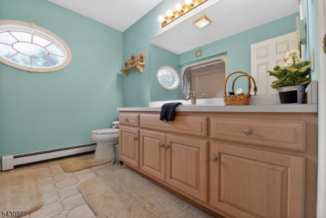 49 Stillwater Road Hardwick NJ 07825