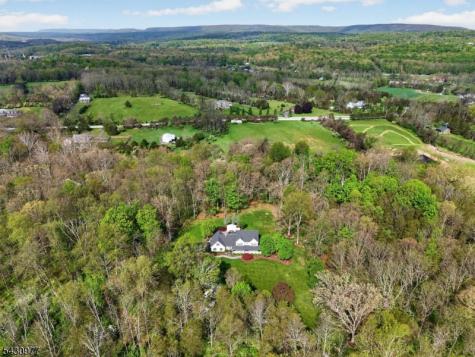 49 Stillwater Road Hardwick NJ 07825
