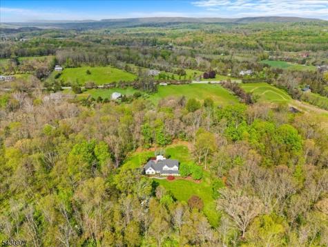 49 Stillwater Road Hardwick NJ 07825