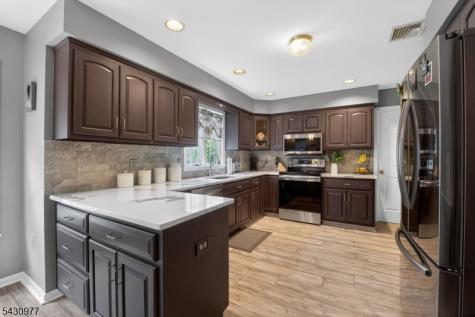 49 Stillwater Road Hardwick NJ 07825