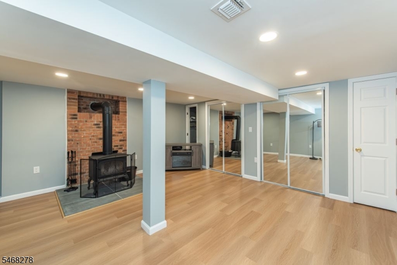 33 Mountain Avenue Hanover NJ 07927