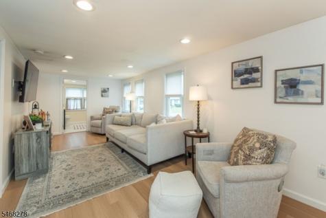 33 Mountain Avenue Hanover NJ 07927