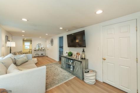 33 Mountain Avenue Hanover NJ 07927