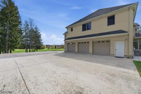 10 Old Forge Road Green NJ 07821