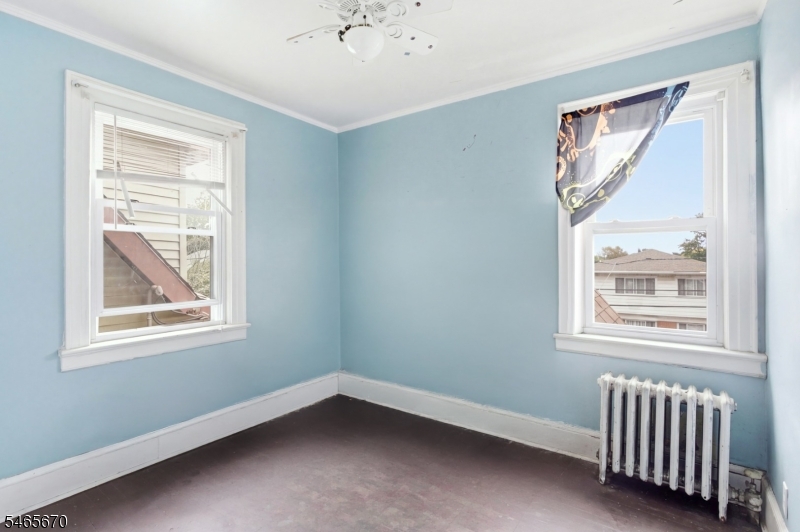 281 Smith Street Newark NJ 07106