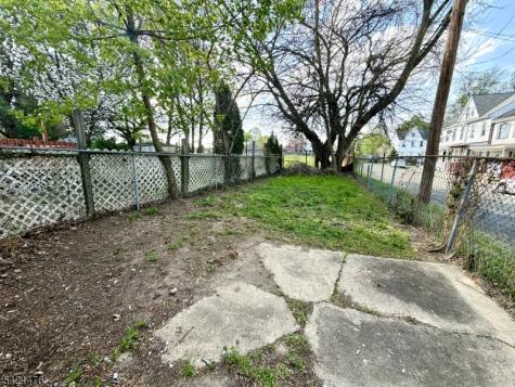 65 Davis Street Phillipsburg NJ 08865