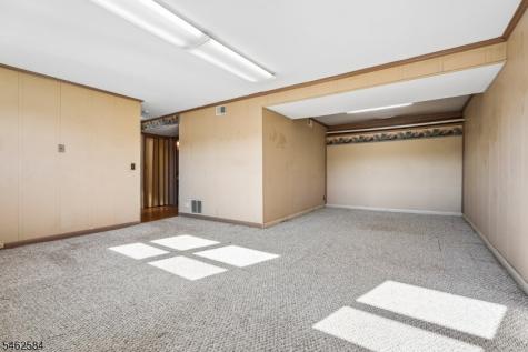 907 Pleasant Valley Way West Orange NJ 07052