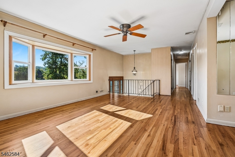 907 Pleasant Valley Way West Orange NJ 07052