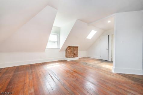 157 Walnut Street Montclair NJ 07042