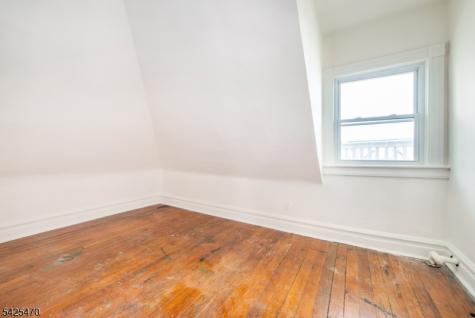 157 Walnut Street Montclair NJ 07042