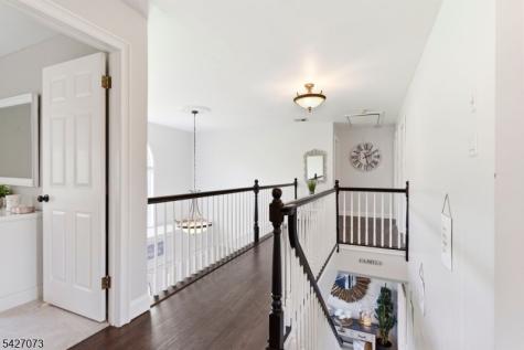 7 Woodfield Road Green NJ 07821
