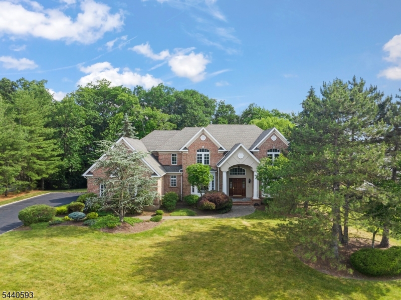 33 Fox Run North Caldwell NJ 07006