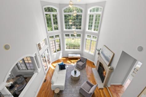 33 Fox Run North Caldwell NJ 07006