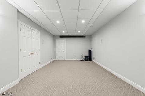 33 Fox Run North Caldwell NJ 07006