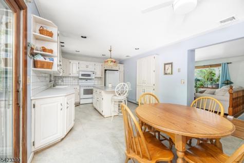 31 Lounsberry Hollow Road Vernon NJ 07461
