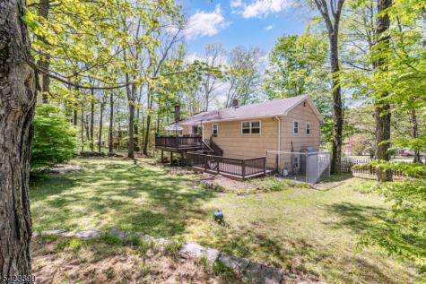 31 Lounsberry Hollow Road Vernon NJ 07461