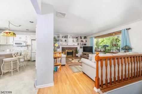 31 Lounsberry Hollow Road Vernon NJ 07461