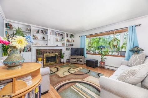31 Lounsberry Hollow Road Vernon NJ 07461