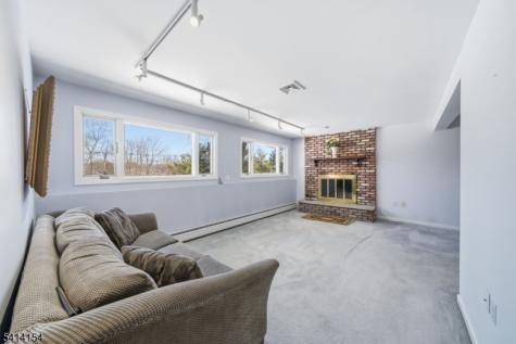 67 Hook Mountain Road Montville NJ 07045