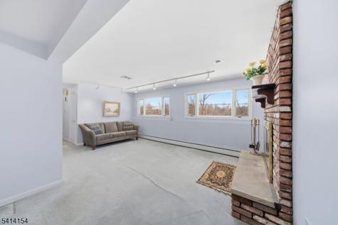 67 Hook Mountain Road Montville NJ 07045