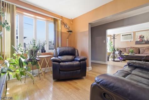 272 Oswald Place Union NJ 07088