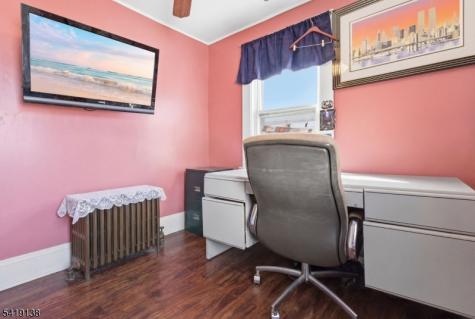 272 Oswald Place Union NJ 07088