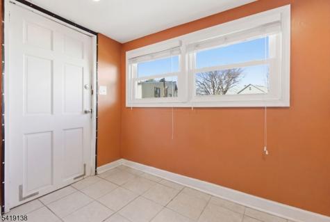 272 Oswald Place Union NJ 07088