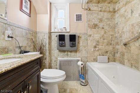 272 Oswald Place Union NJ 07088