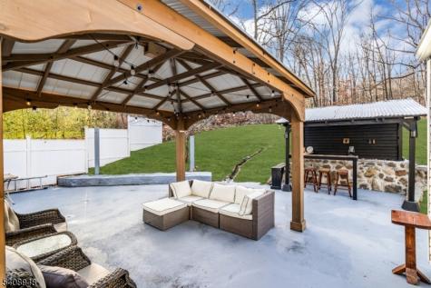 37 Schmitt Road West Orange NJ 07052
