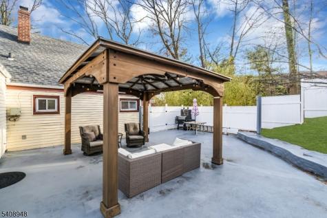 37 Schmitt Road West Orange NJ 07052