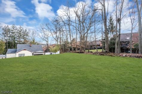 37 Schmitt Road West Orange NJ 07052