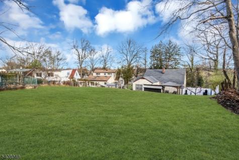 37 Schmitt Road West Orange NJ 07052