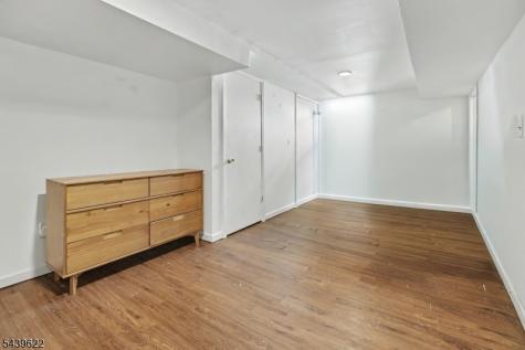 68 16TH Avenue Elmwood Park NJ 07407