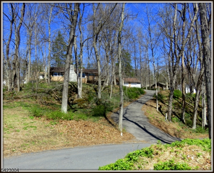 913 Kill Drive Stillwater NJ 07860