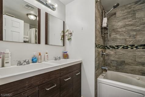 201 Murray Street Elizabeth NJ 07202