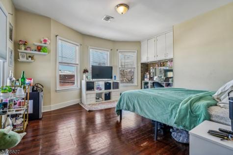 201 Murray Street Elizabeth NJ 07202