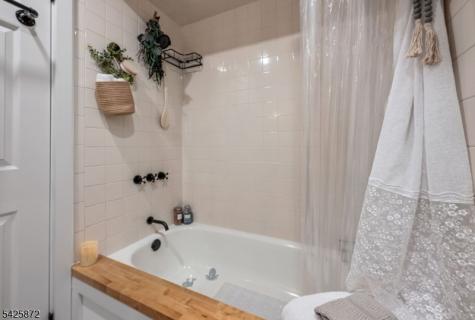 6 Grove Road Jefferson NJ 07438