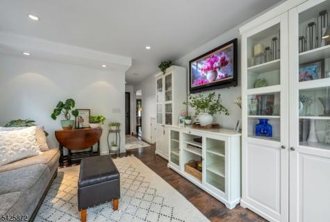 6 Grove Road Jefferson NJ 07438