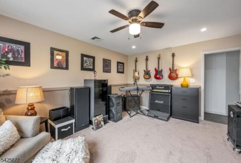 6 Grove Road Jefferson NJ 07438